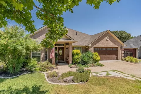 610 Ranier Ct, Highland Village, TX 75077