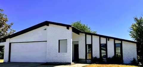 7316 Catbrier Ct, Fort Worth, TX 76137