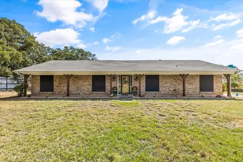 4205 Rendon Rd, Fort Worth, TX 76140