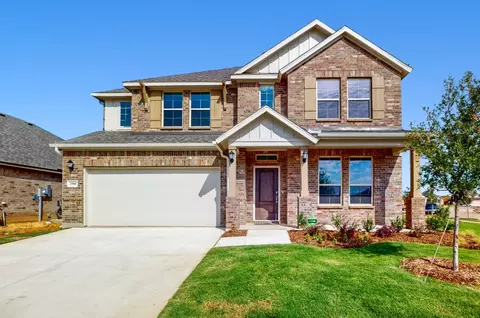 3900 Bluestem Blvd, Lantana, TX 76226