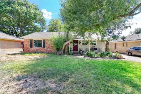 613 Greenleaf Dr, Richardson, TX 75080