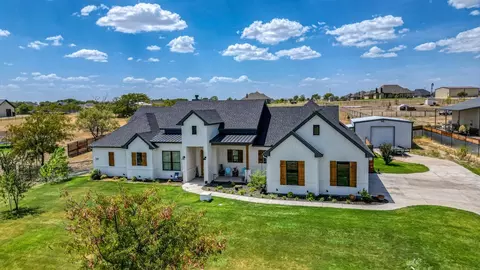 2029 Pinnell Pr, Weatherford, TX 76088
