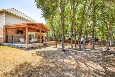 2000 Brazos Dr, Corinth, TX 76210 photo 24