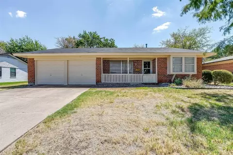 5713 Walraven Cir, Fort Worth, TX 76133