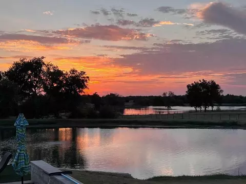 2882 Luke Dr, Farmersville, TX 75442