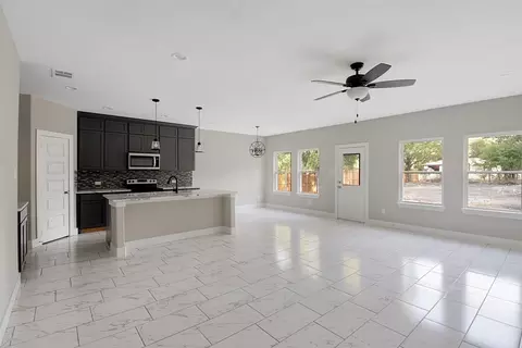 709 E 9th St, Kemp, TX 75143 photo 4