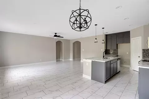 709 E 9th St, Kemp, TX 75143 photo 7