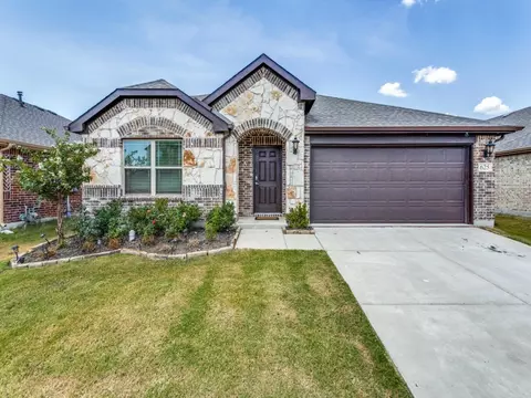 625 Pemberton Dr, Anna, TX 75409