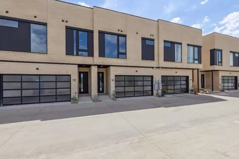 112 Enclave Dr, Richardson, TX 75082