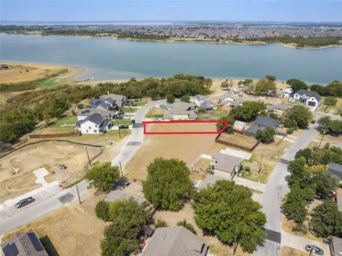 7618 W Shore Dr, The Colony, TX 75056