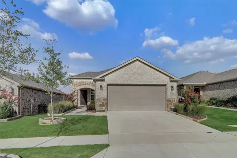 7645 Parade Dr, Krugerville, TX 76227