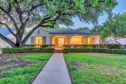 6136 Locke Ave, Fort Worth, TX 76116