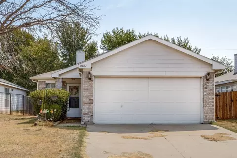 10617 Copperwood Ln, Fort Worth, TX 76140