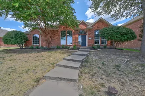 1484 Memorial Dr, Rockwall, TX 75087