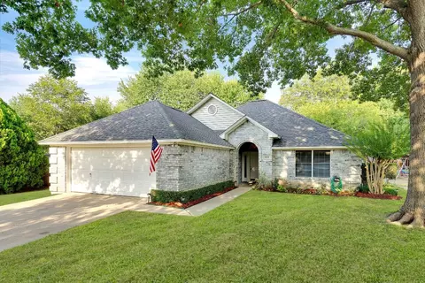 1409 Wellington Dr, Denton, TX 76209