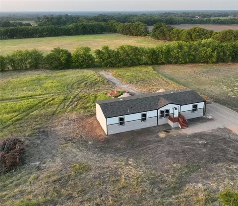 652 County Rd 4040, Ector, TX 75439 photo 3