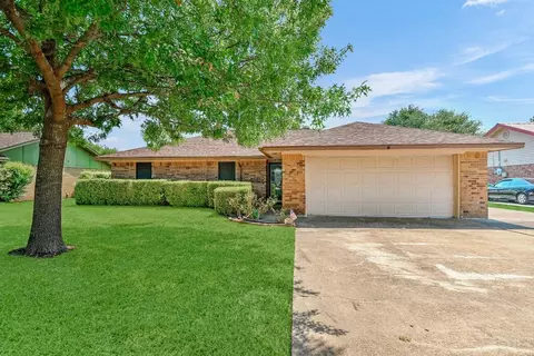 1414 La Salle Dr, Sherman, TX 75090