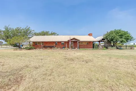 13012 S Oak Grove Rd, Burleson, TX 76028