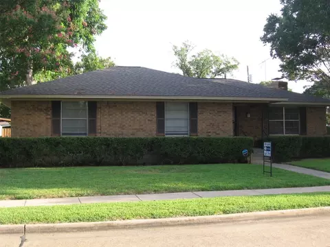1618 Charlotte Dr, Garland, TX 75041