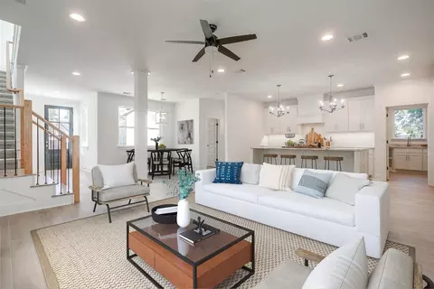 5808 Carb Dr, Westworth Village, TX 76114