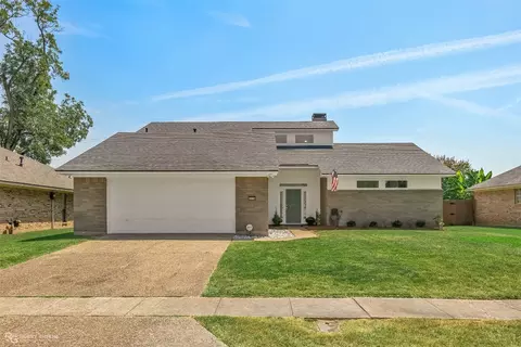 1336 Chopin Dr, Bossier City, LA 71112