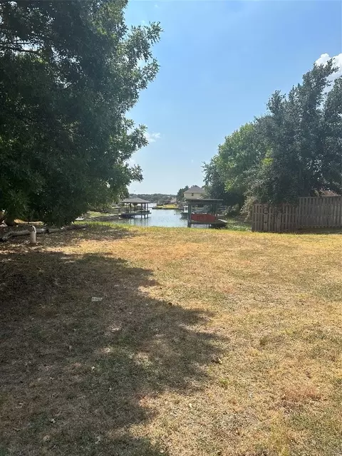 3215 Boynton Ave, Granbury, TX 76049