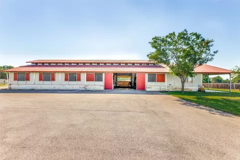 10529 Strittmatter Rd, Pilot Point, TX 76258 photo 7