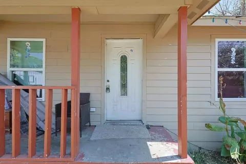 3714 Sidney St, Dallas, TX 75210