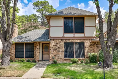 633 Windgate Ct, Arlington, TX 76012
