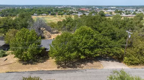 616 Mustang Trl, Granbury, TX 76049