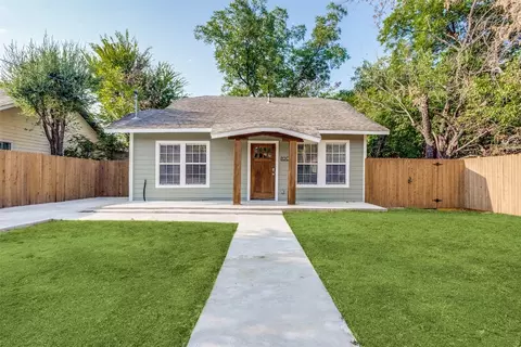 820 W Page Ave, Dallas, TX 75208