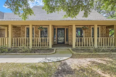 5101 Arbor Mill Dr, Fort Worth, TX 76135