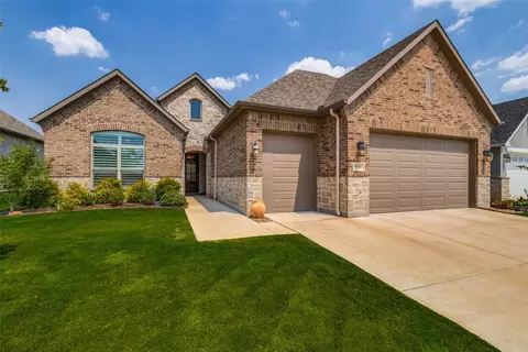 9516 Siltstone Dr, Denton, TX 76207