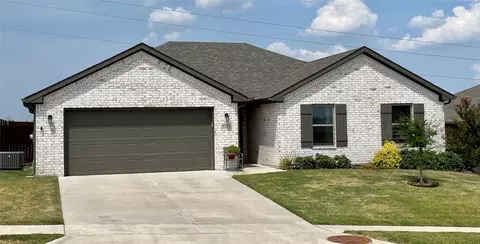 3311 Sandstone Dr, Sherman, TX 75092