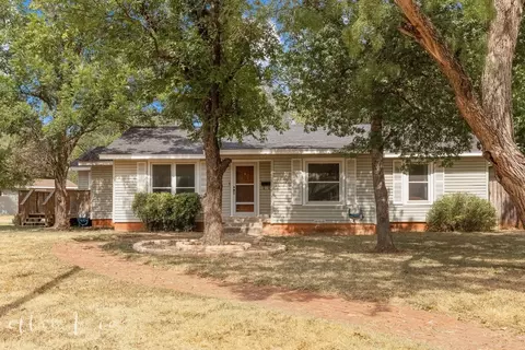 4074 Fairmount St, Abilene, TX 79605
