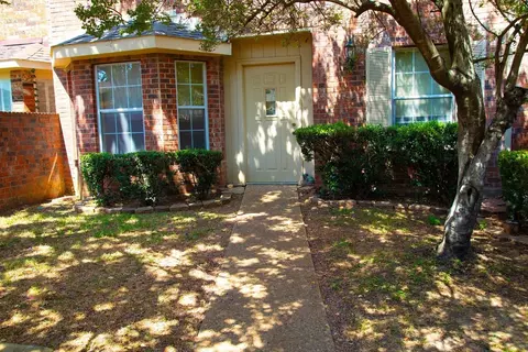 717 Pebble Beach Dr, Garland, TX 75043