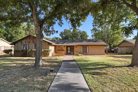 106 Point Royal Dr, Rockwall, TX 75087