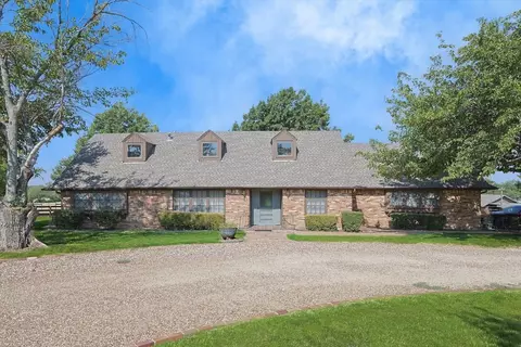 2005 Marshall Rd, Denton, TX 76207