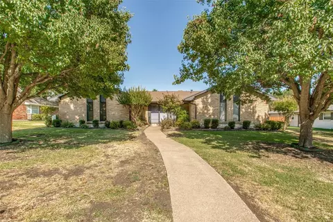 15416 Spring Creek Rd, Dallas, TX 75248