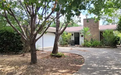 2906 Talisman Dr, Dallas, TX 75229