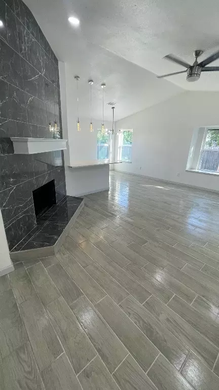 2213 Garden Isle Dr, Irving, TX 75060