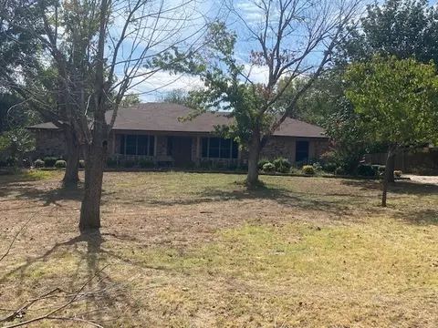 2628 Shadow Ridge Dr, Burleson, TX 76028