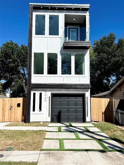 3900 Avant St, Dallas, TX 75215