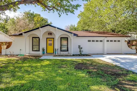825 Marlene Dr, Everman, TX 76140