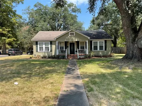 400 Adelaide St, Natchitoches, LA 71457