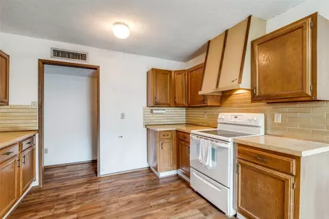 22819 Millgate Dr, Spring, TX 77373 photo 7