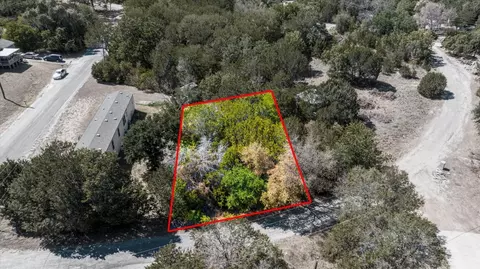 703 Hedgerow Trl, Granbury, TX 76048