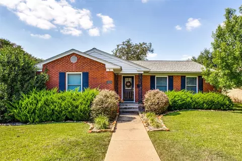 9929 Gooding Dr, Dallas, TX 75220