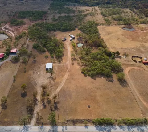 1800 Lucille, Henrietta, TX 76365