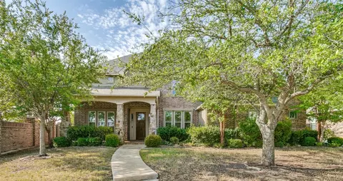7724 Silverleaf Dr, North Richland Hills, TX 76182